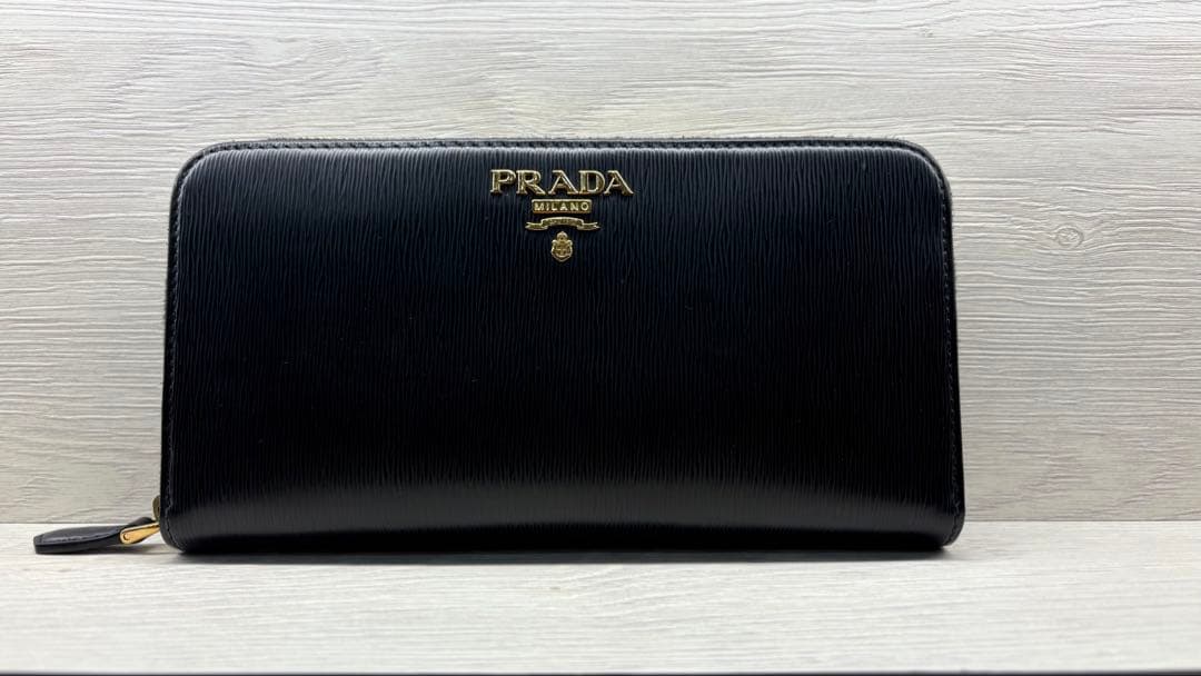 PRADA VITELLO MOVEＩブラック長財布