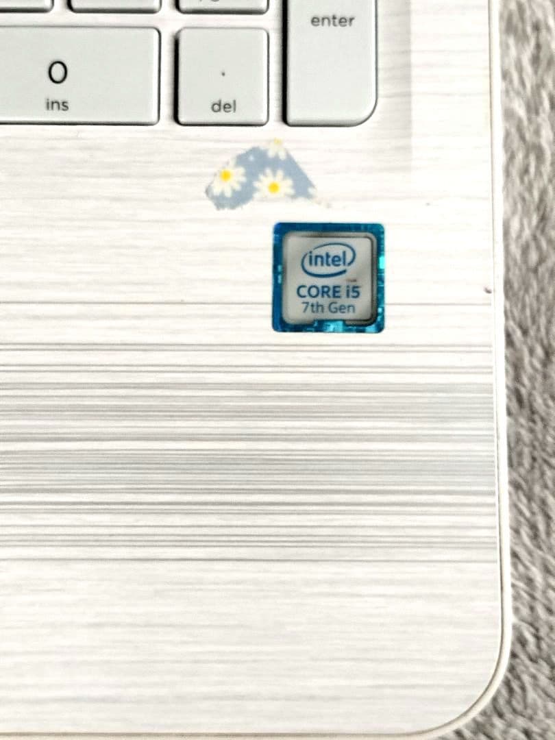 (値下げ)HP Pavilion 15 Corei5&メモリ8GB搭載