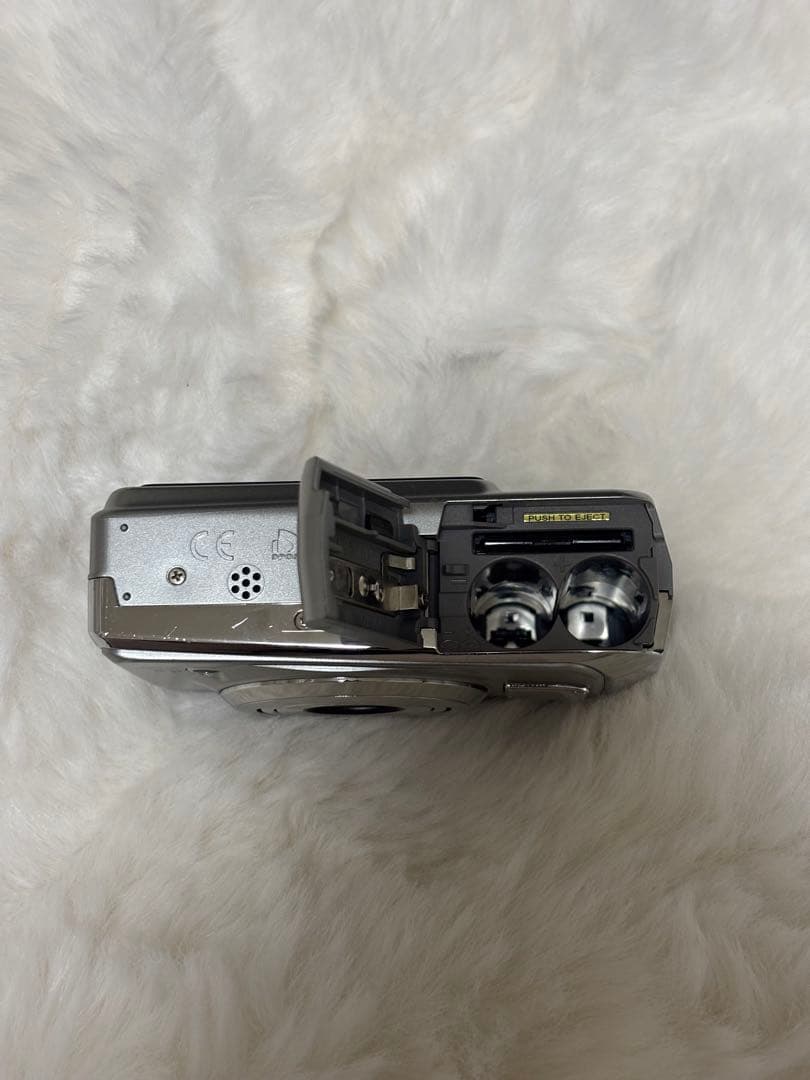 FUJIFILM FinePix A900 デジカメ 乾電池式 動作確認済み