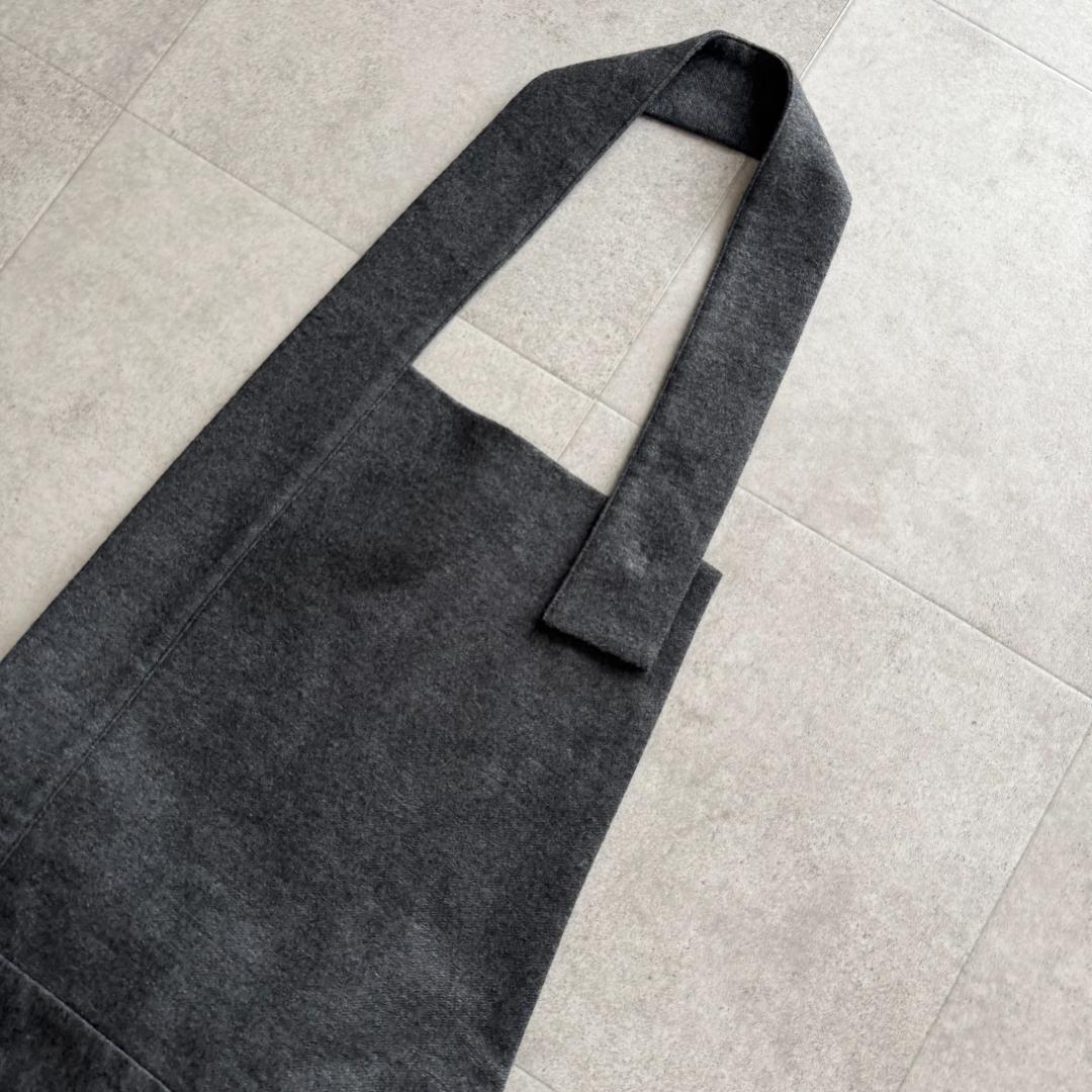 ワイズ　ロングワンピース　エプロン風　タグ付　グレー　1　プリーツ