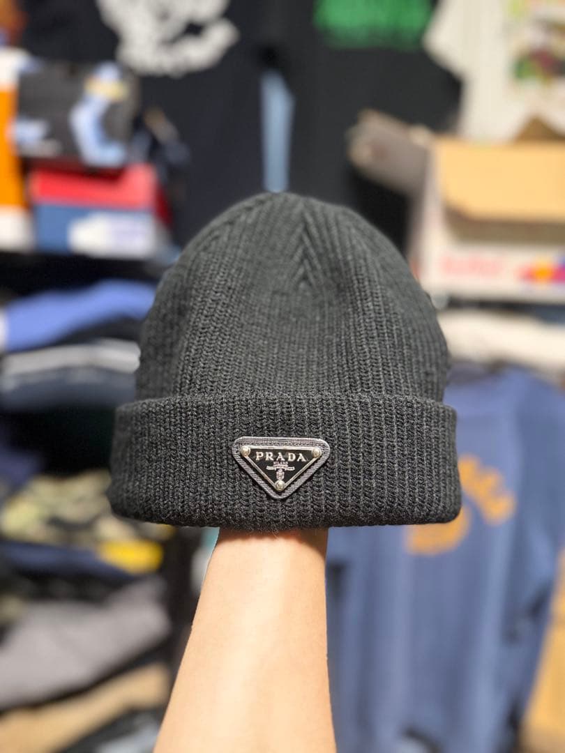 t*m様 PRADA プラダ　ニット帽　ビーニー　三角タグ　トライアングル