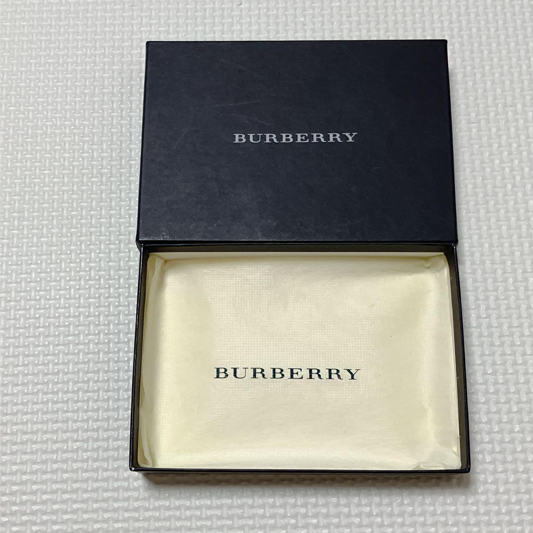・未使用　BURBERRYバーバリー レザーカードケース　名刺入れ　黒　箱付き