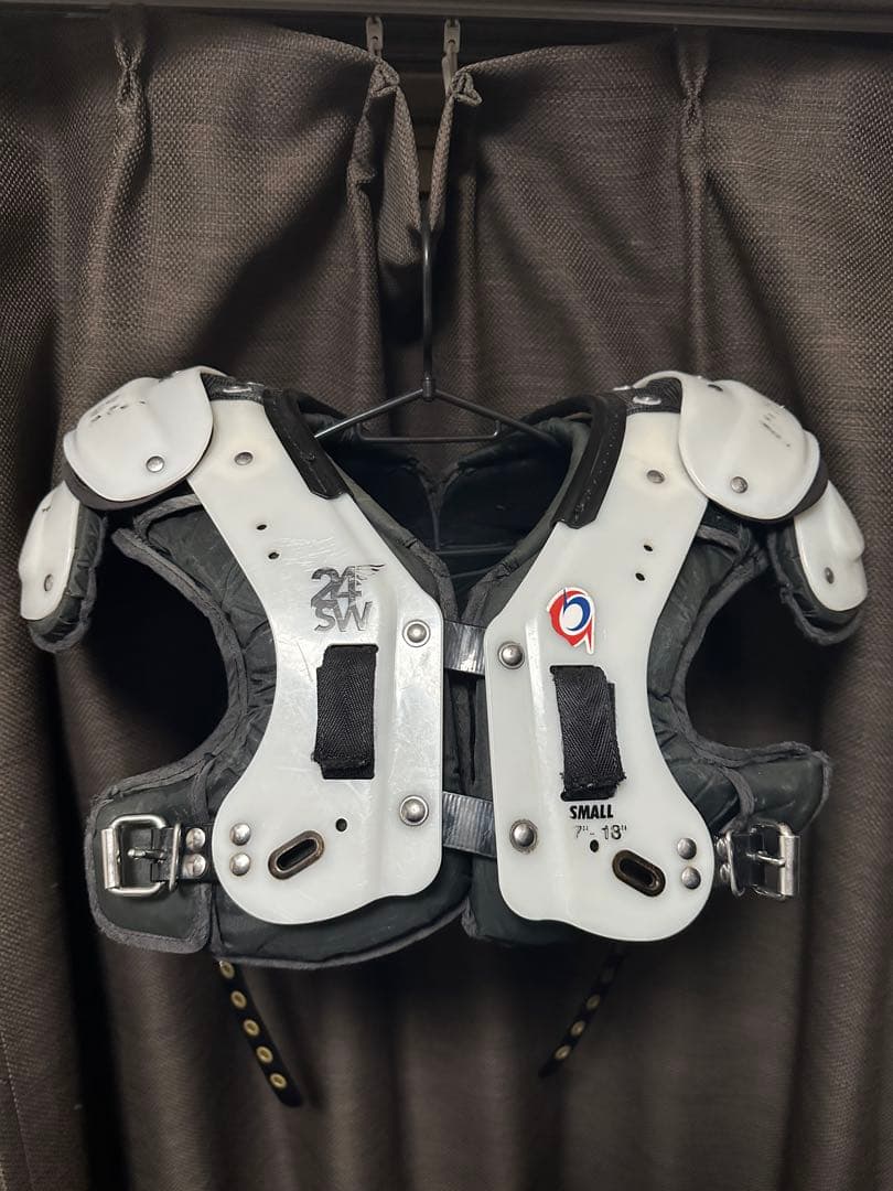 ダグラス　アメリカンフットボール ショルダーパッド S