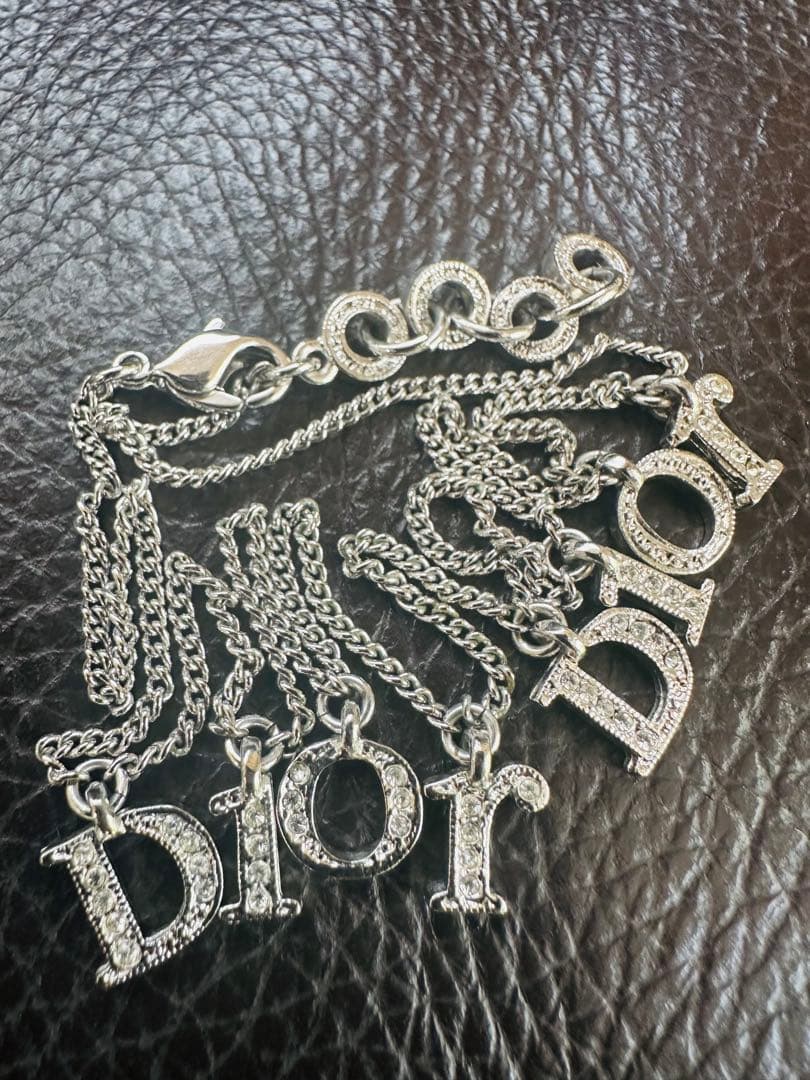 Dior ロゴチャーム ネックレス