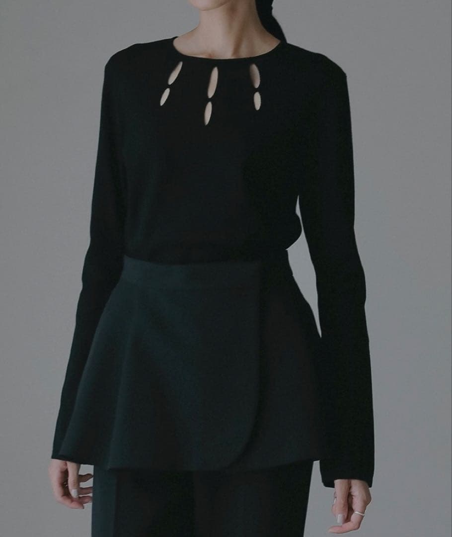 トップス MANOF HOLE KNIT TOPS BLACK