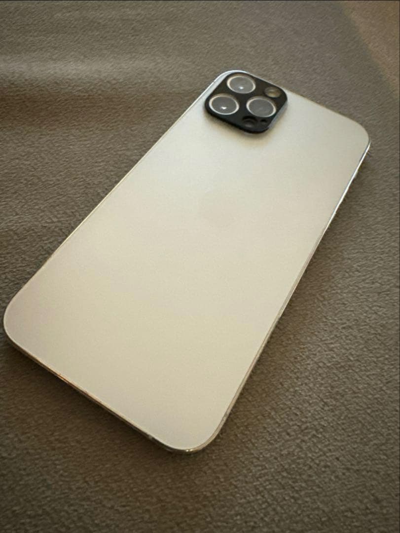 Apple iPhone 12 Pro 256GB シルバー 本体