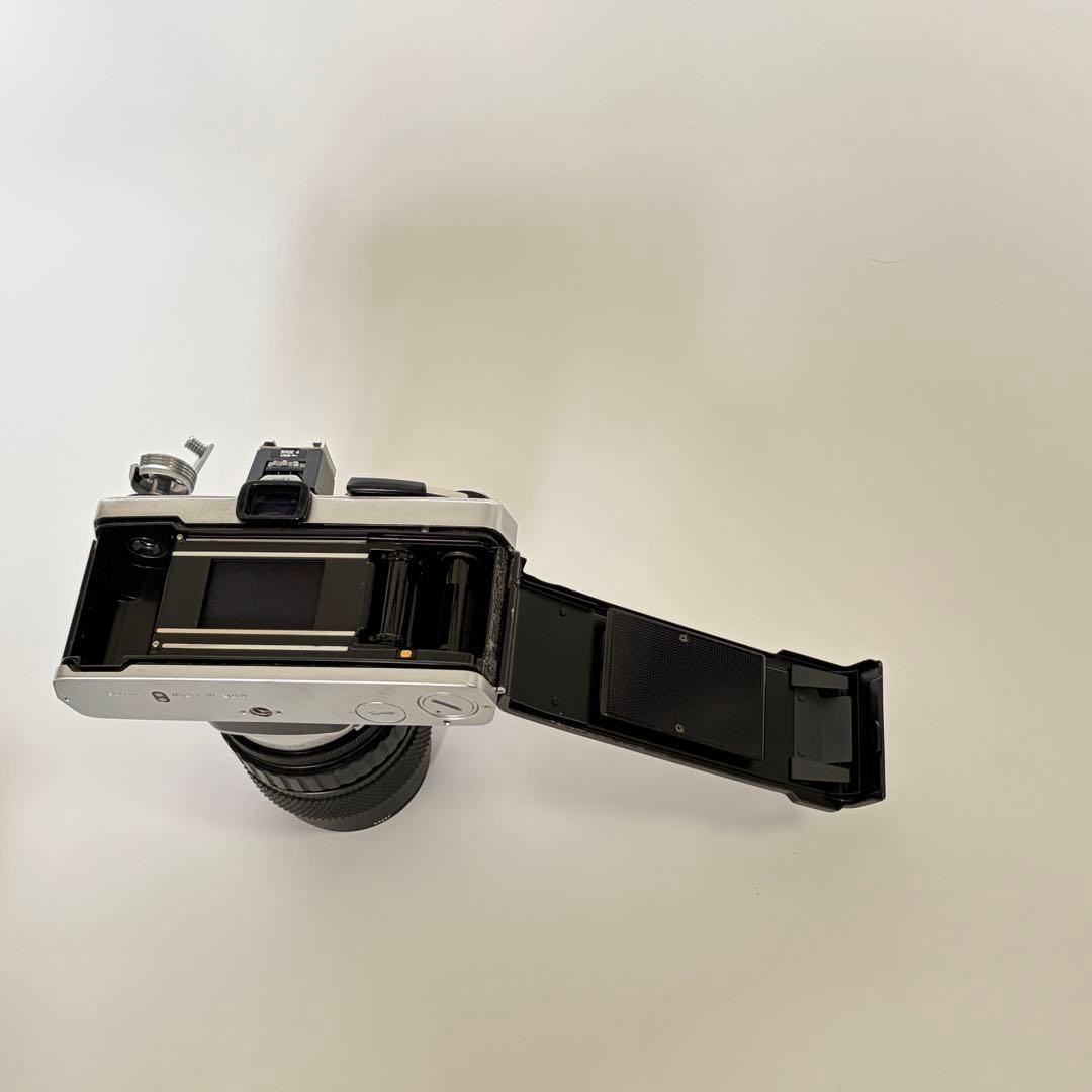 Olympus OM-1 とom-1n 一眼レフカメラ レンズ付き　ジャンク