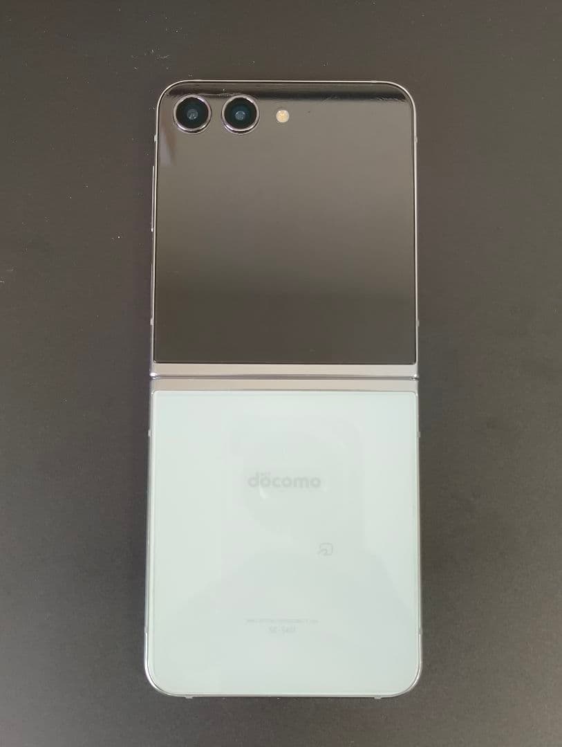 スマートフォン本体 Galaxy Z Flip5 256GB docomo