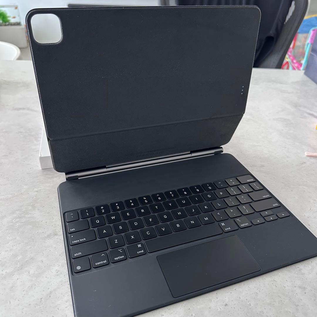 iPad Pro 用　Magic Keyboard 12.9 inch