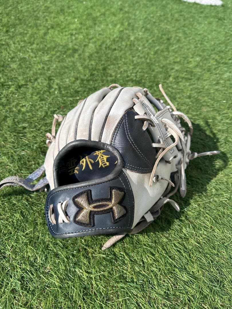 アンダーアーマー 軟式内野手　オーダー