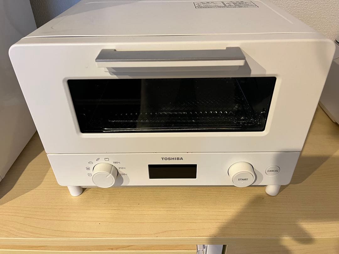 美品　東芝 オーブントースター HTR-W7 ミルキーホワイト