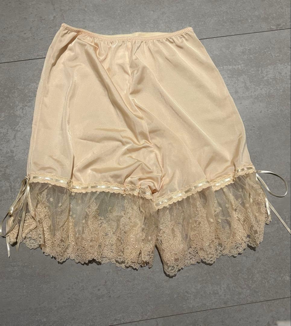 ブライダルインナー　FOUR SIS & CO.