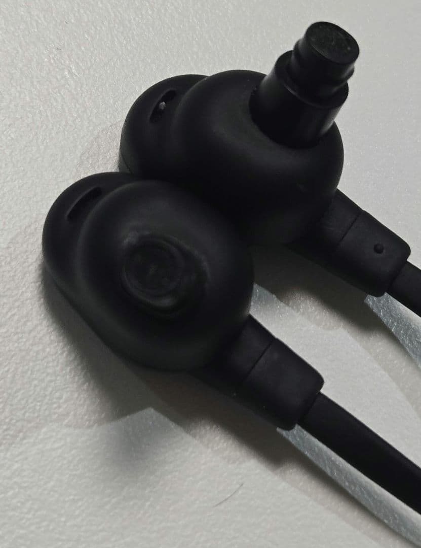 SONY WI-1000XM2 ワイヤレスイヤホン　美品