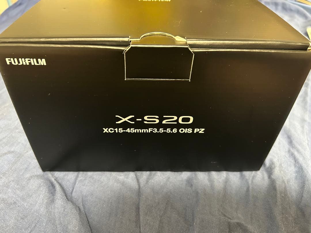 富士フイルム(FUJIFILM)ミラーレスデジタルカメラ X-S20レンズキット