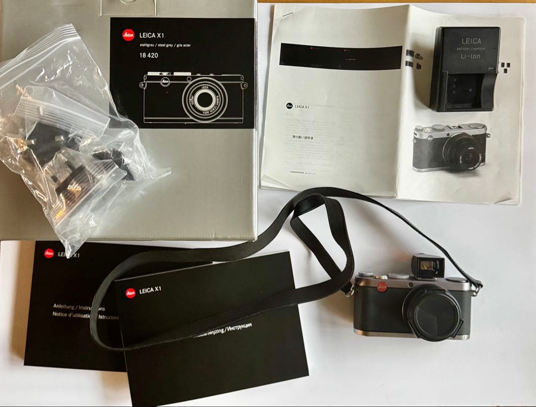 ライカ　LEICA X1 スチールグレー 《元箱付き》