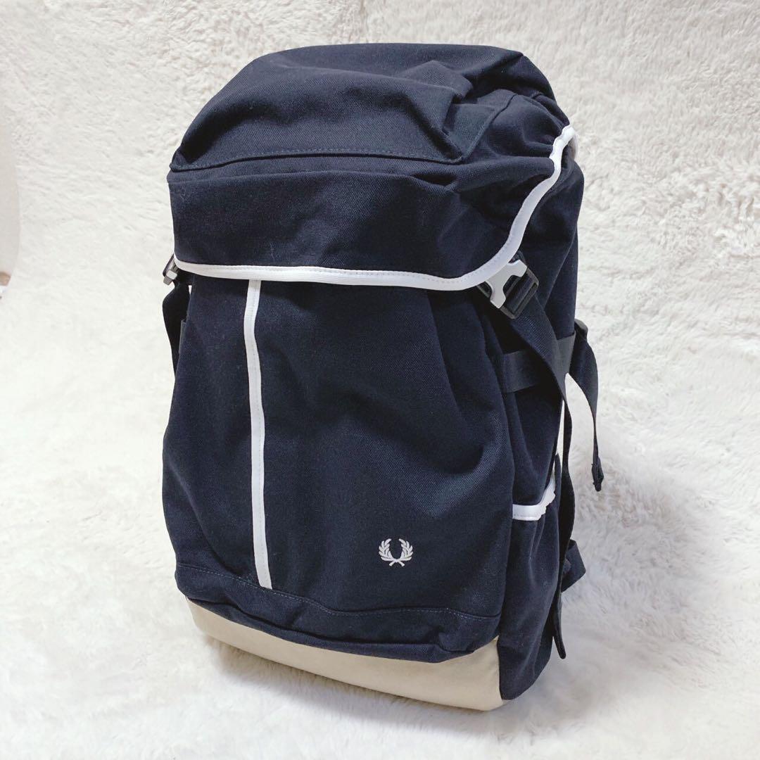 ✨未使用級美品✨　FRED PERRY フレッドペリー　リュック　バックパック