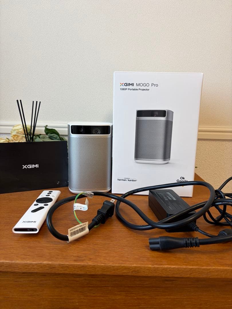 XGIMI mogo pro エクスジミー　プロジェクター