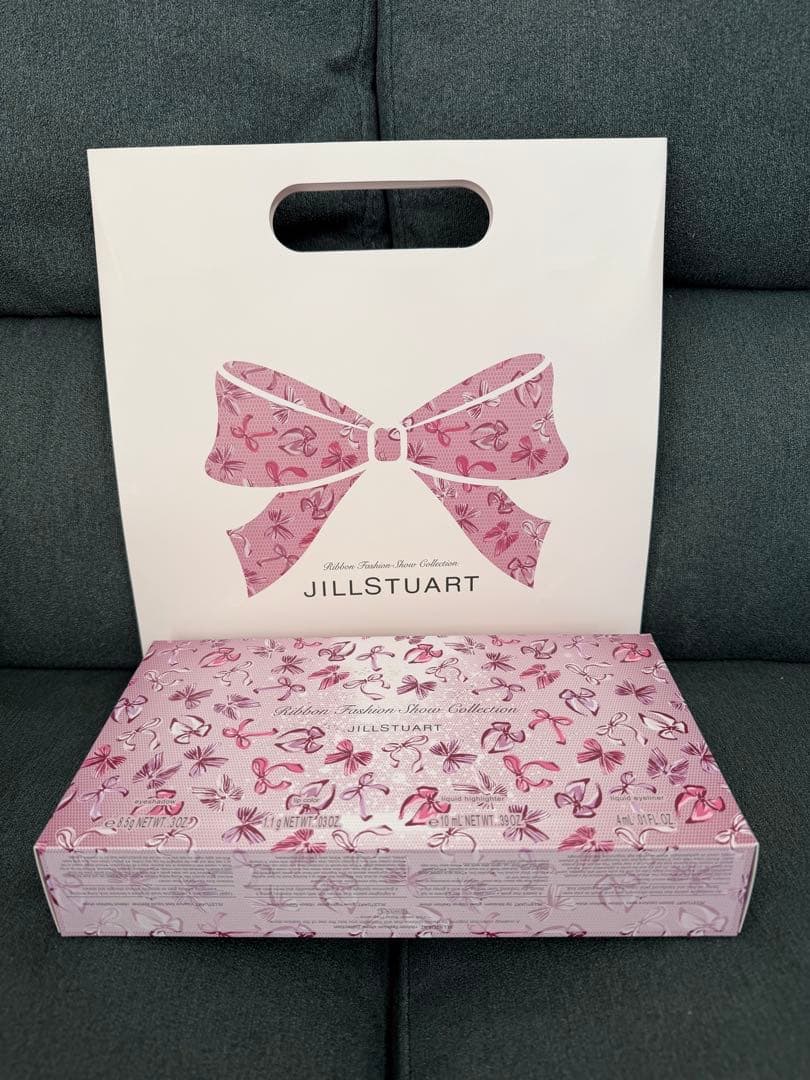 JILL STUART リボンファッションショー コレクション 2025