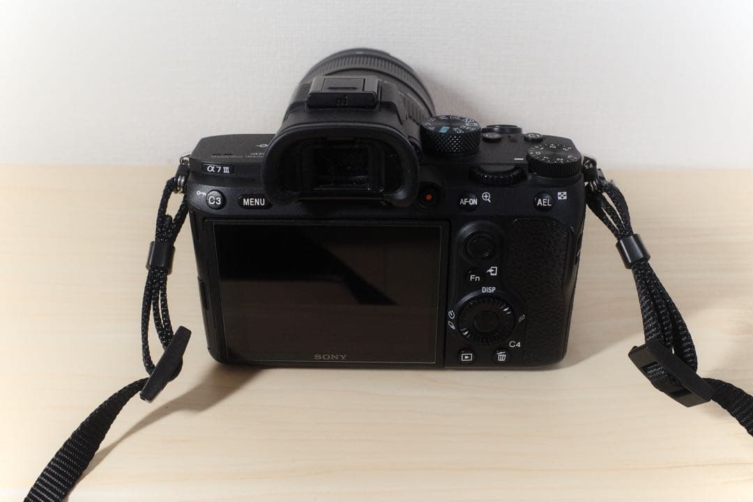 SONY α7 III ミラーレスカメラ 本体 バッテリー2個付き