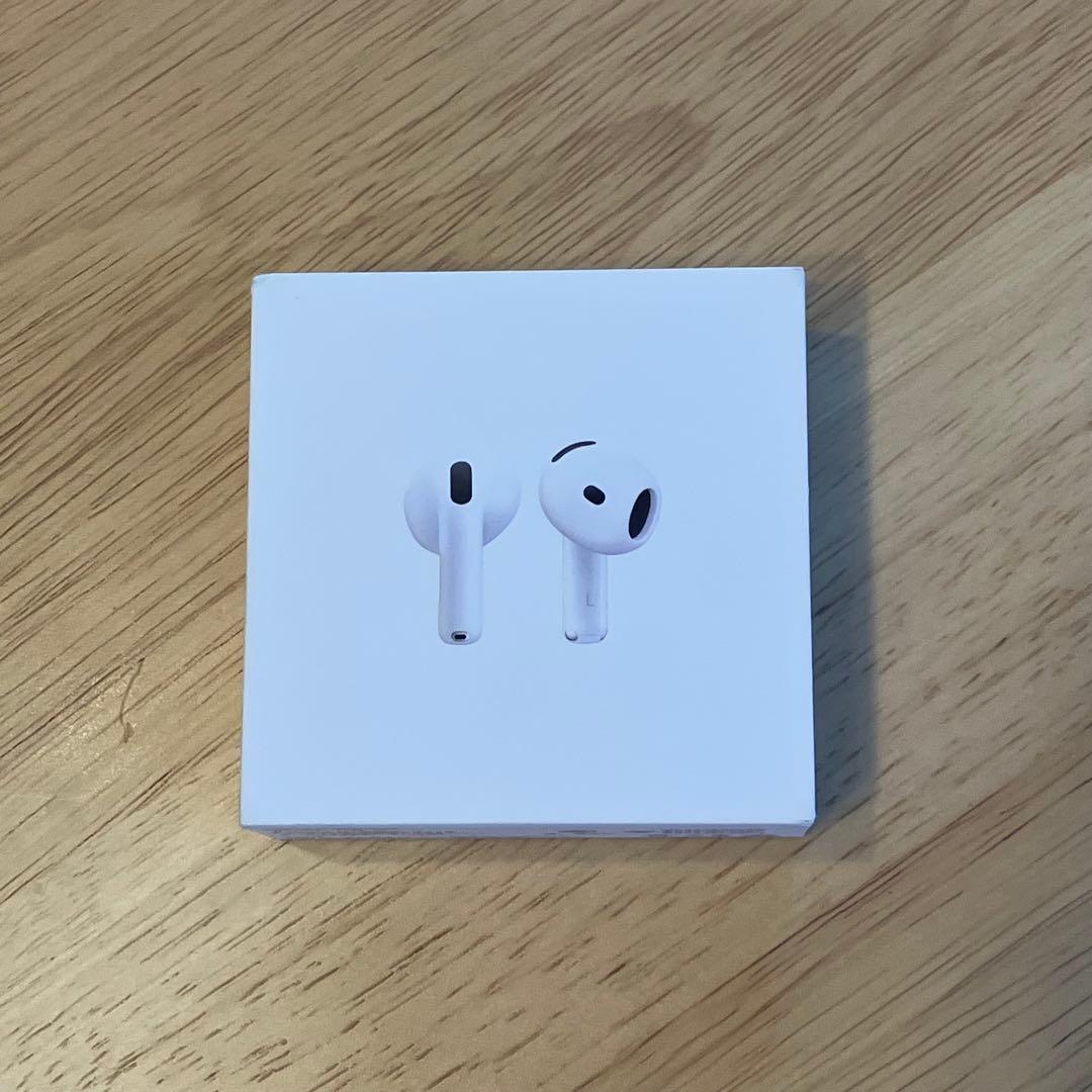 ★新品・未開封★ Apple AirPods 4