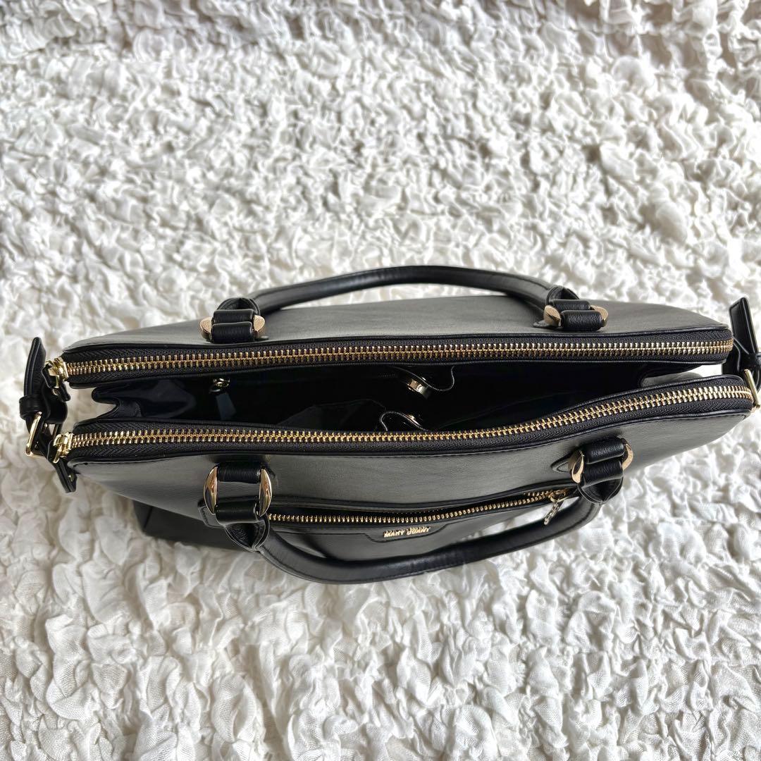 美品 マリークワント A4収納可 フロントファスナー横型 トート ブラック