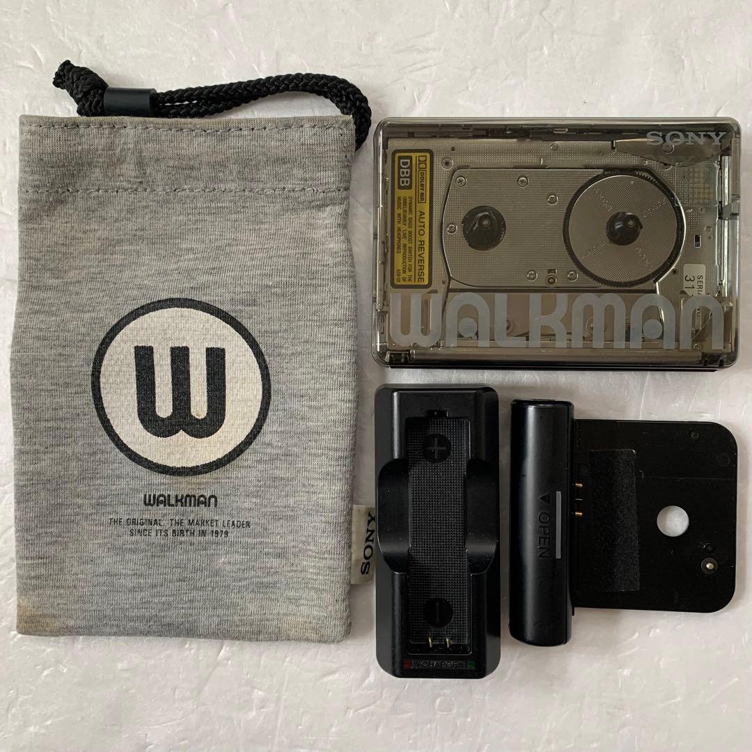 ジャンク SONY ソニー WM-504 ウォークマン スケルトン 壊れています