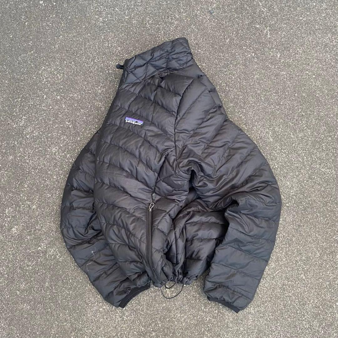 Patagonia 短丈 ダウンジャケット y2k テック系 12年製 黒 人気