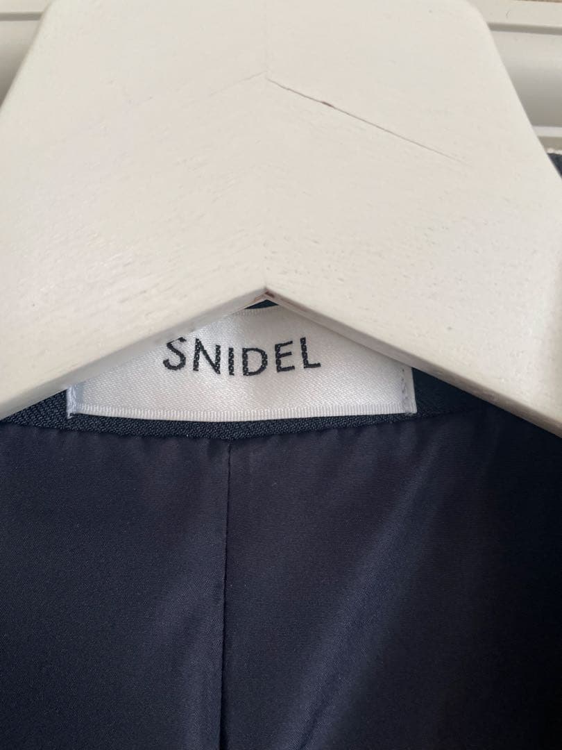SNIDEL♡メタルボタンテーラードジャケット　ネイビー
