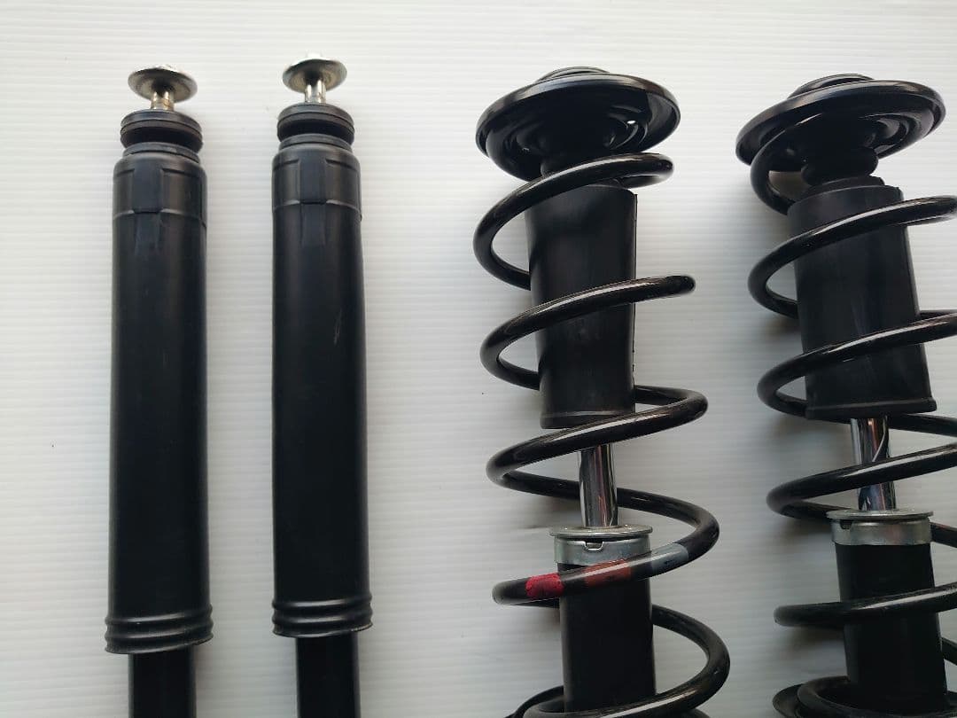 N-ONE/JG1純正サスキット 純正ストラット ショックアブソーバー