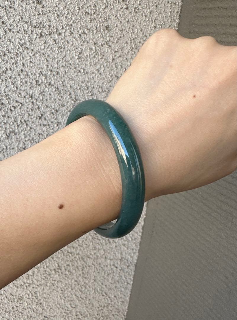 Ａランク翡翠 ヒスイバングル 藍水翡翠　鑑定書付き