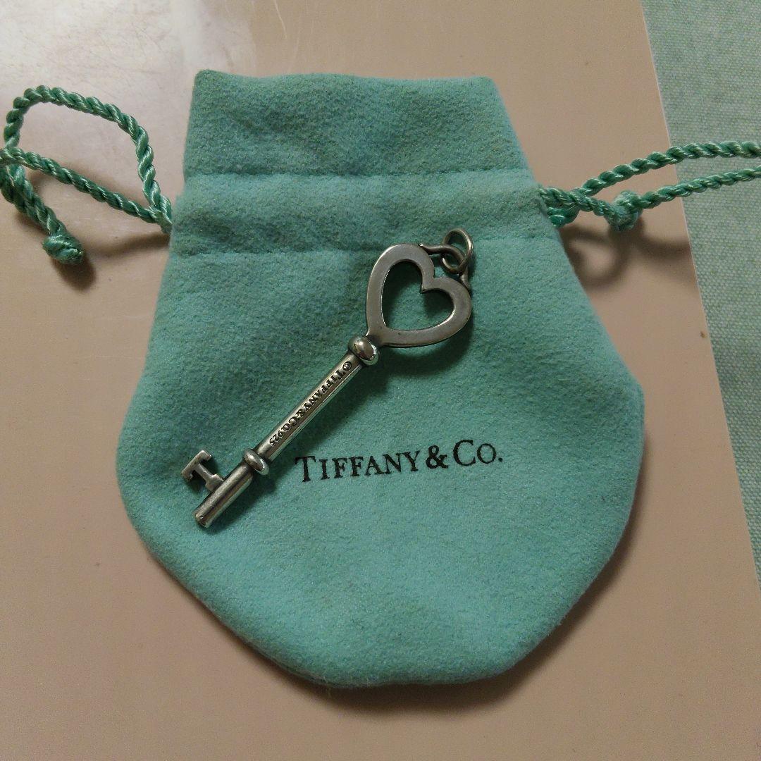ティファニー鍵のハートネックレス