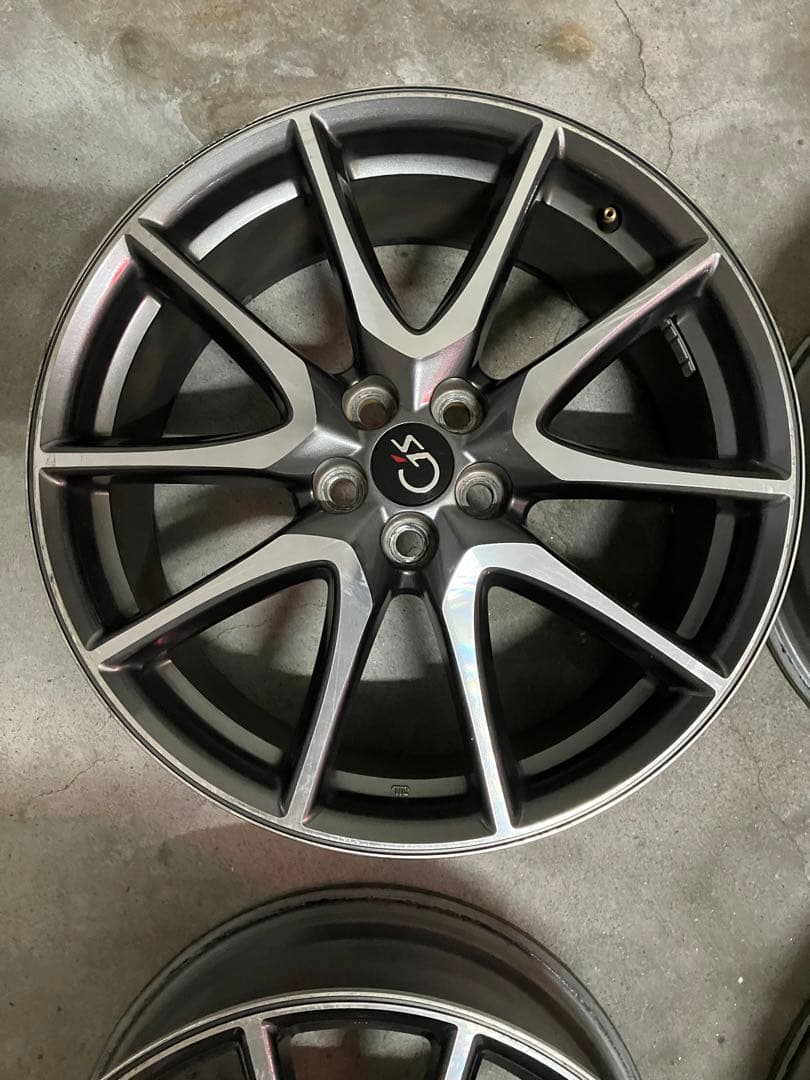 Gz 18インチホイール 4本セット プリウス　30