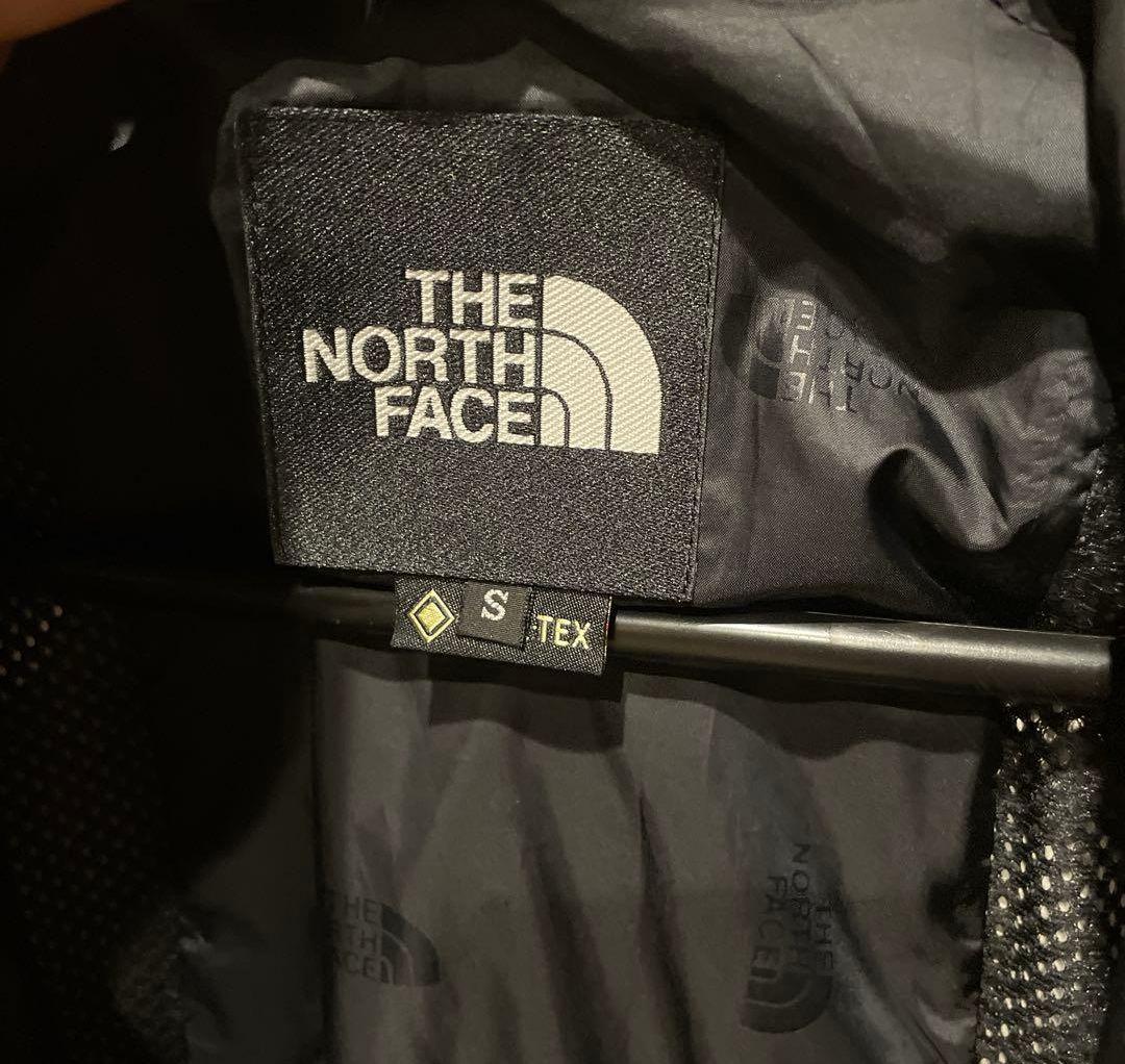 美品　THE NORTH FACE マウンテンライトパーカー S