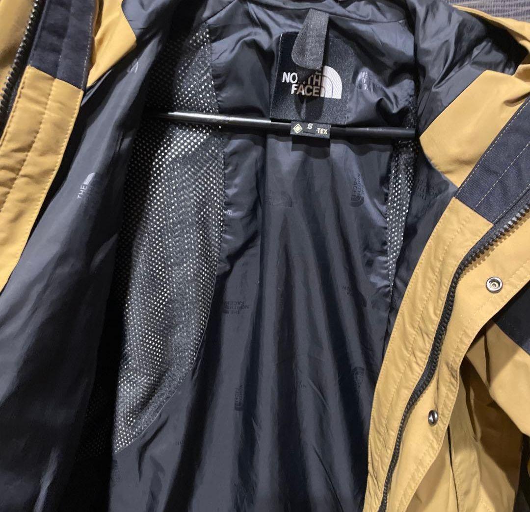 美品　THE NORTH FACE マウンテンライトパーカー S