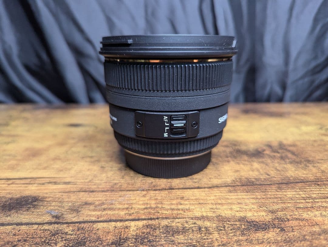 SIGMA 50mm F1.4 EX DG HSM　シグマ　単焦点レンズ