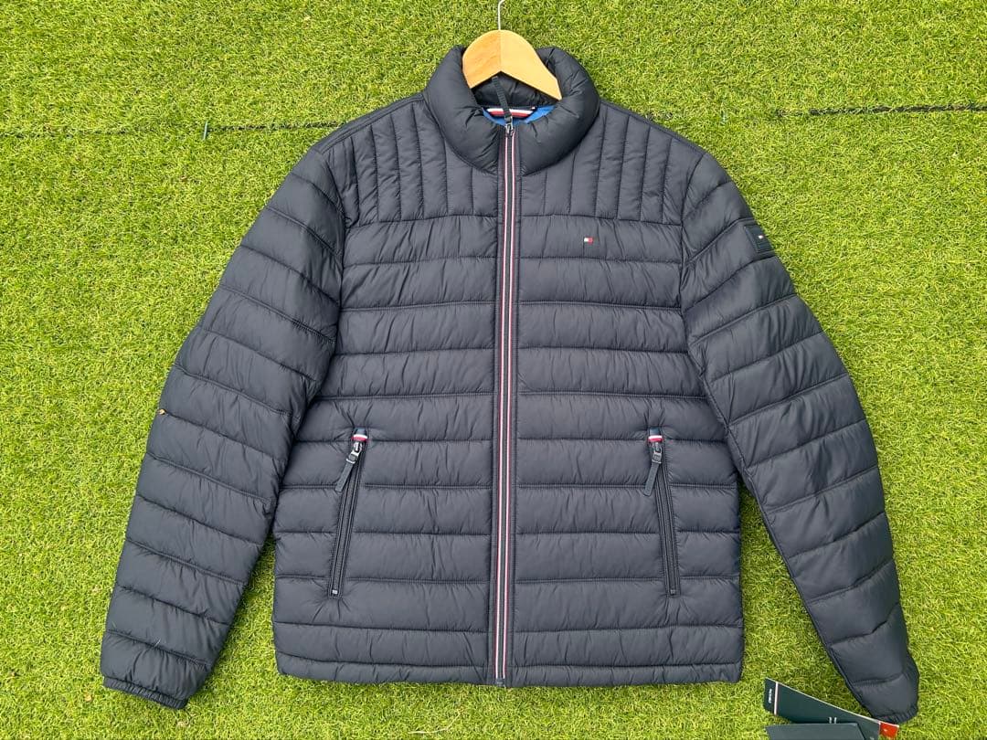 [新品]ダウンジャケットトミーヒルフィガー　ネイビー (Lサイズ仕様)
