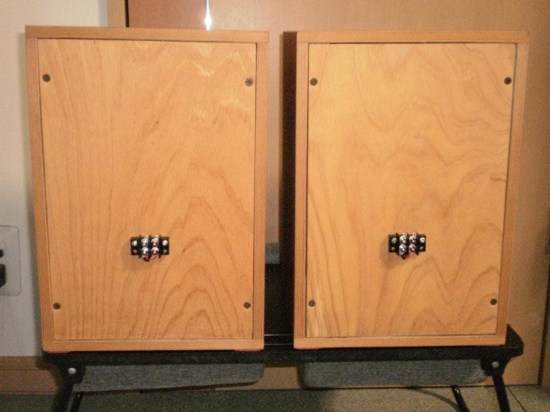 isophon P1826楕円ユニット使用　自作木製ブックシェルフスピーカー