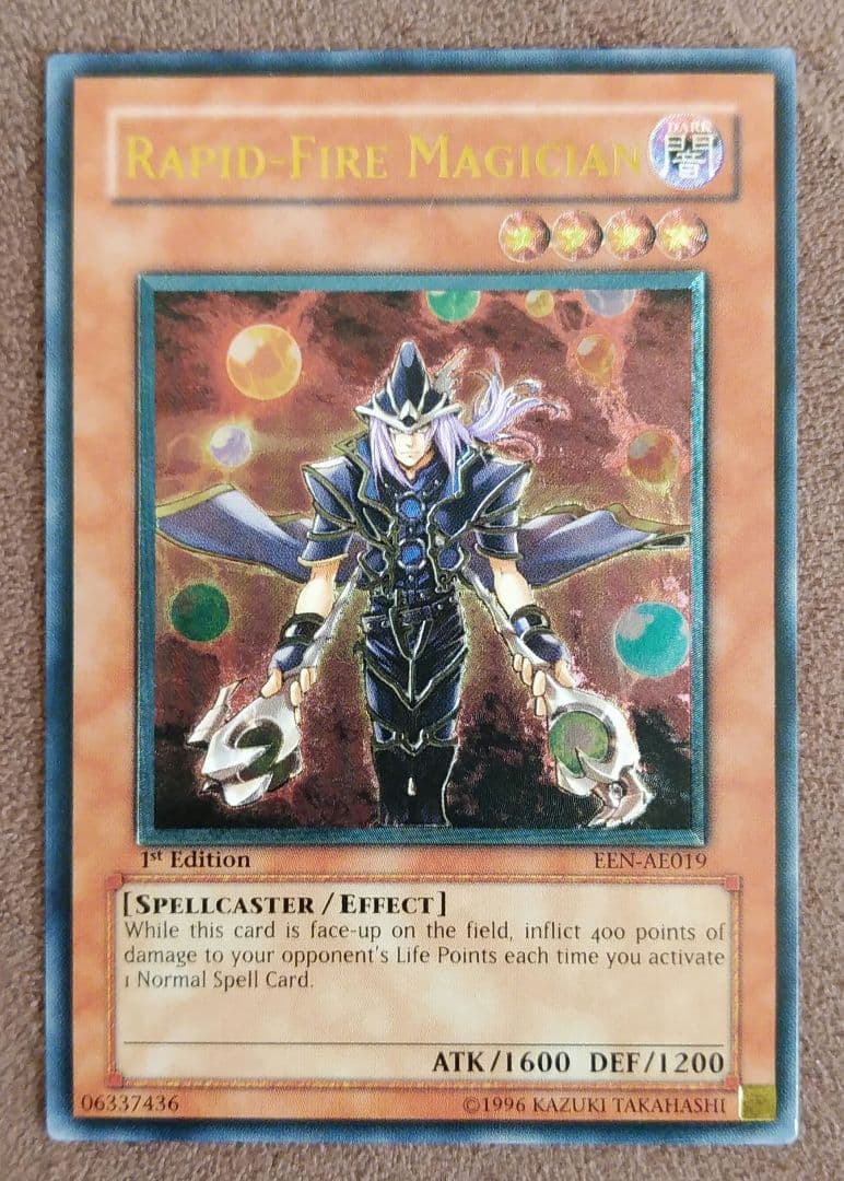 遊戯王旧アジア版アルティメットレアカード連弾の黒魔術師