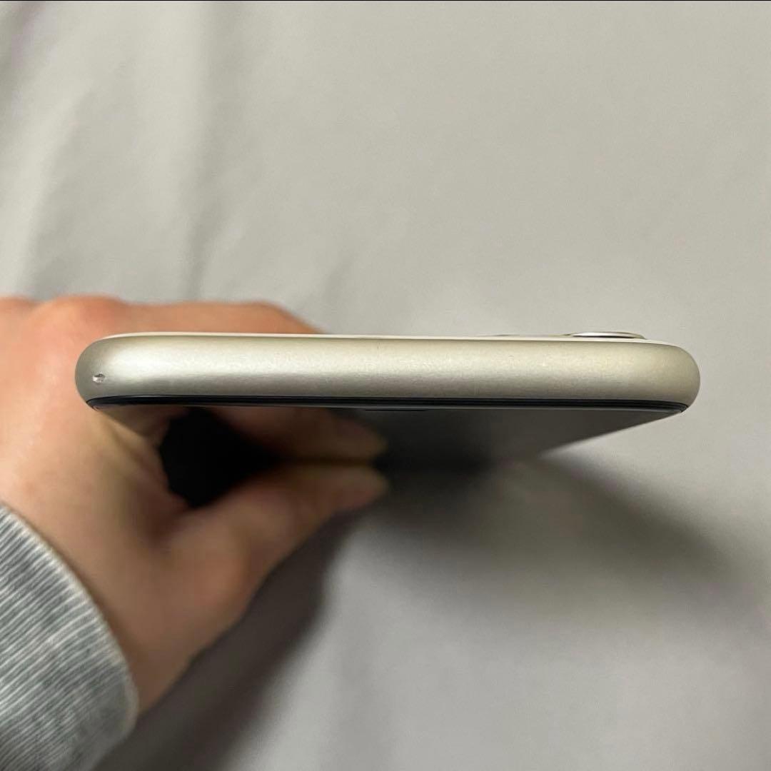 iPhone11 128GB ホワイト SIMフリー