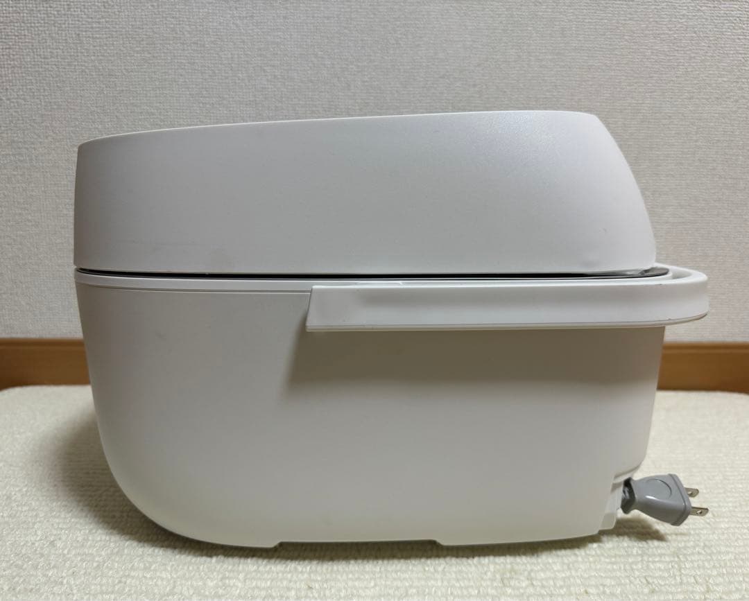 炊飯器 Panasonic5.5合 SR-MPW100 2020年製動作保証