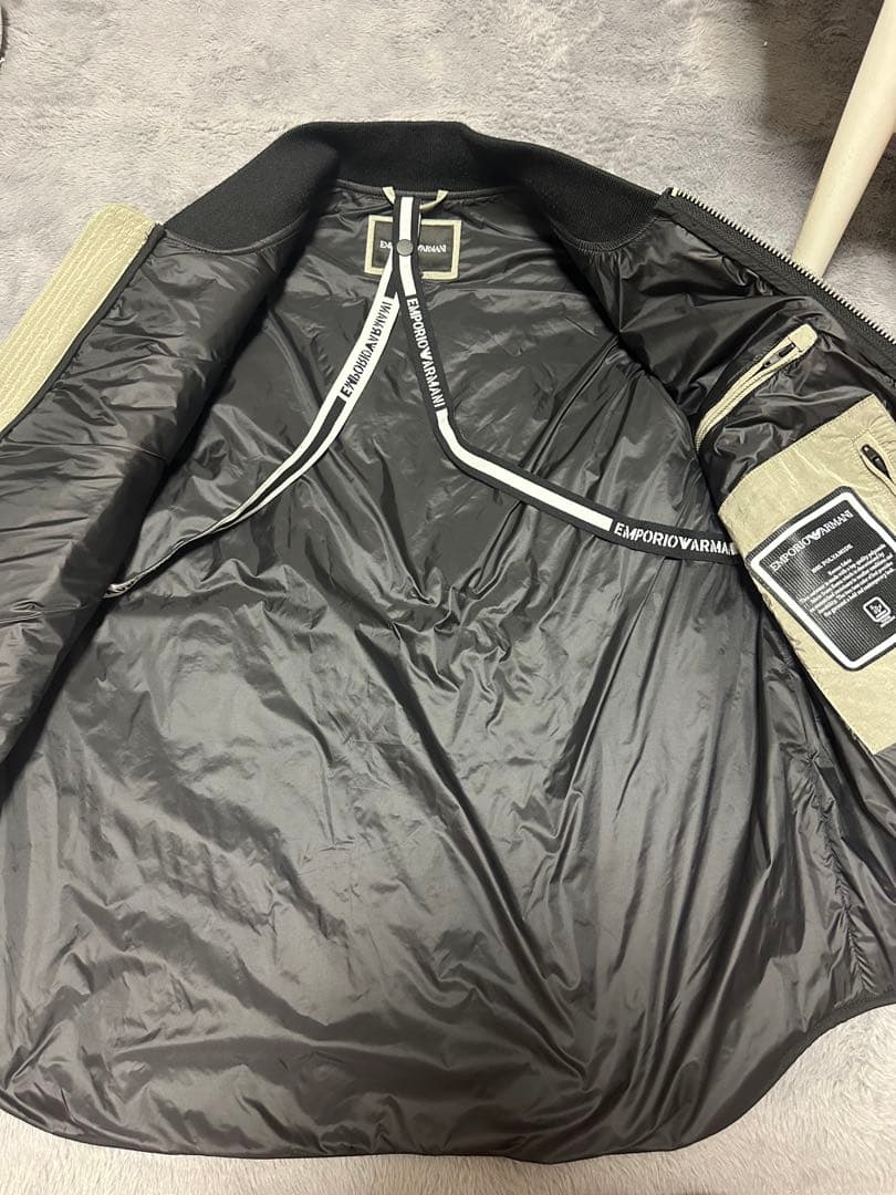 EMPORIO ARMANI ベスト