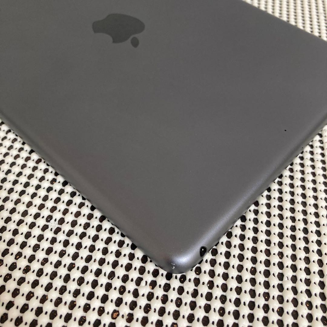 45【早い者勝ち】iPad7 第7世代 32GB WIFIモデル☆