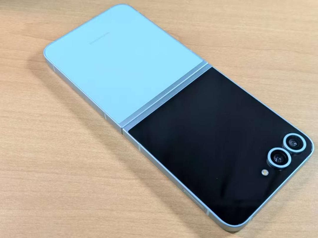 011500I Galaxy Z Flip6 SCG29 256GB ジャンク