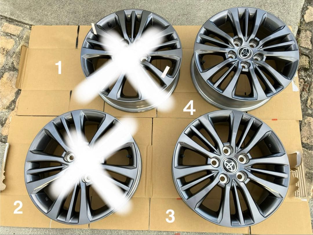 バナナ　②トヨタ　90ヴォクシー 純正 アルミホイール 2本