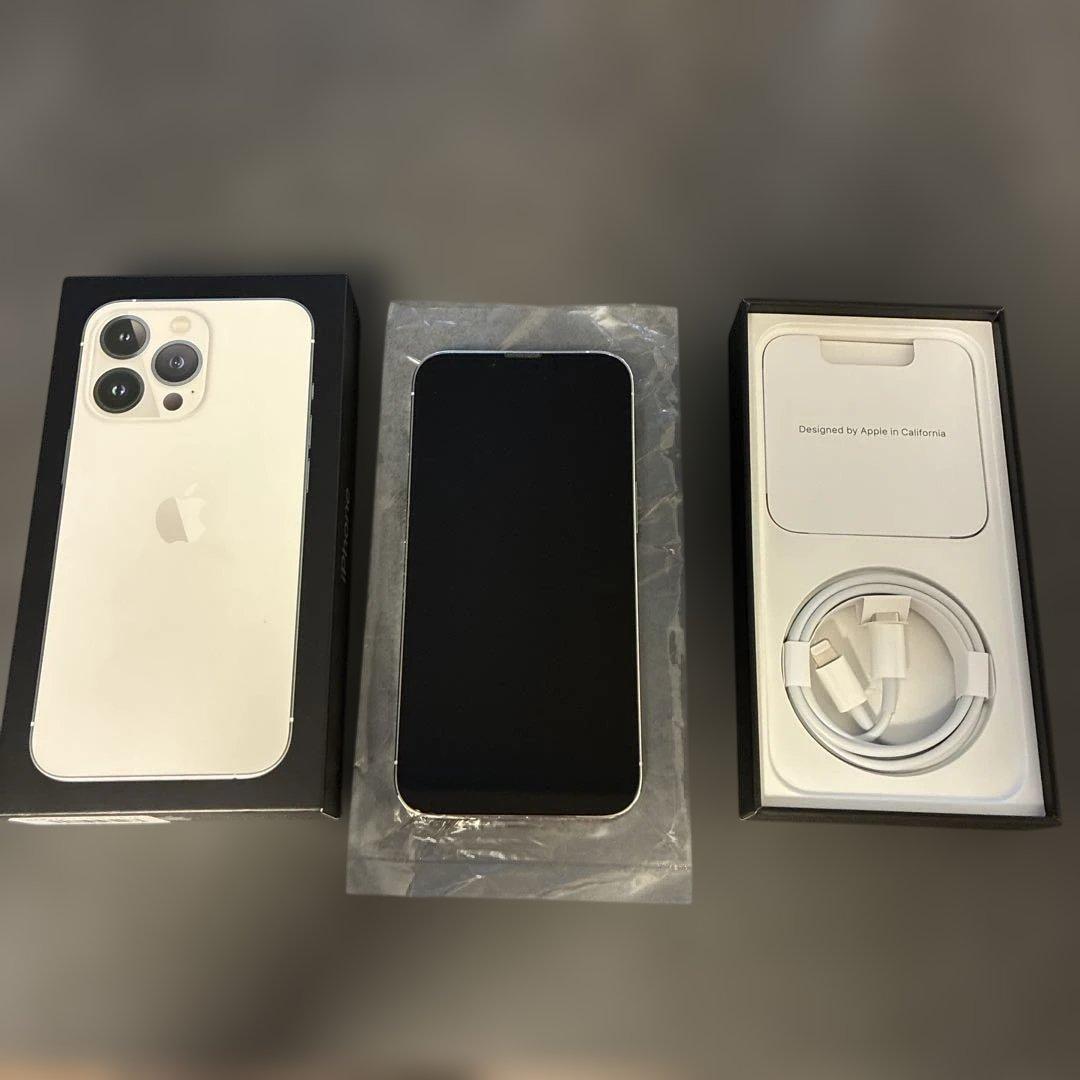 iPhone 13 Pro 128GB シルバー　SIMフリー