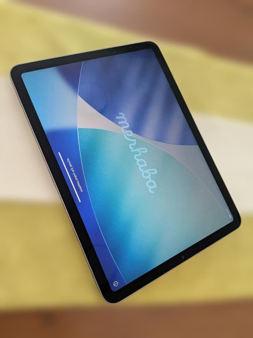 iPad Air 第5世代 64GB スペースグレイ