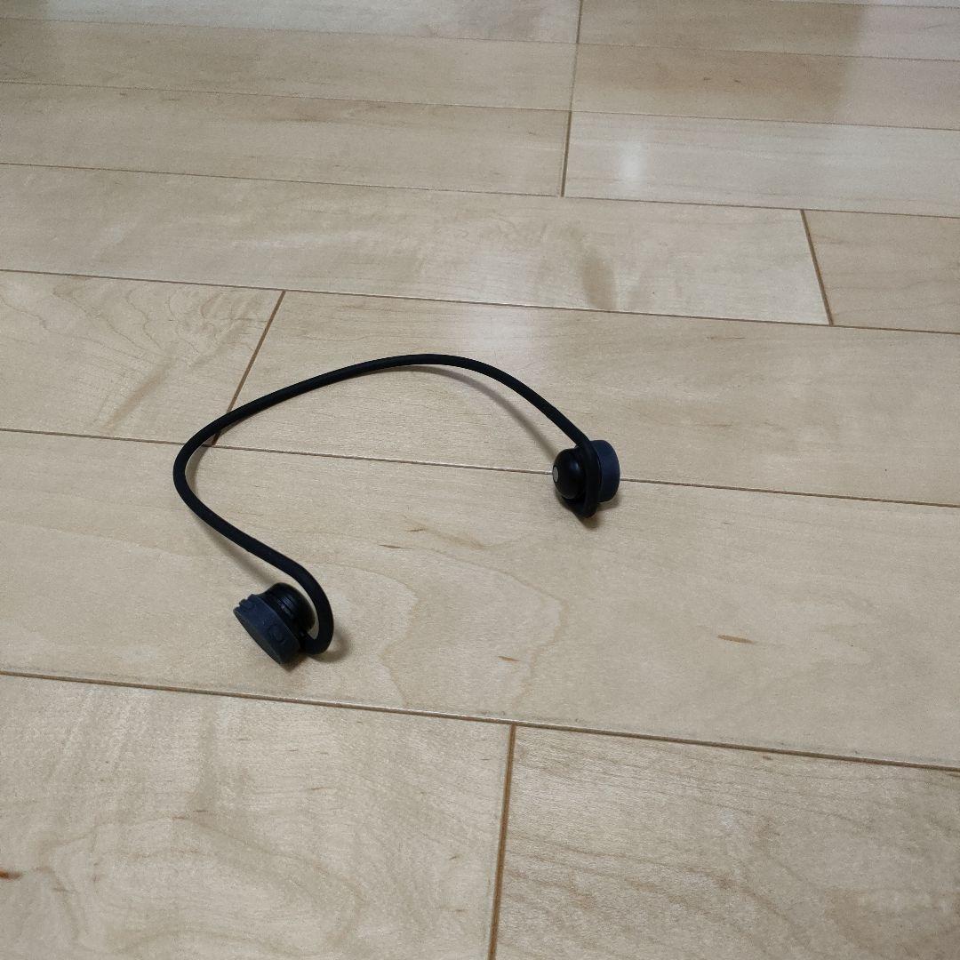 nwm(ヌーム) イヤホン 耳かけ型