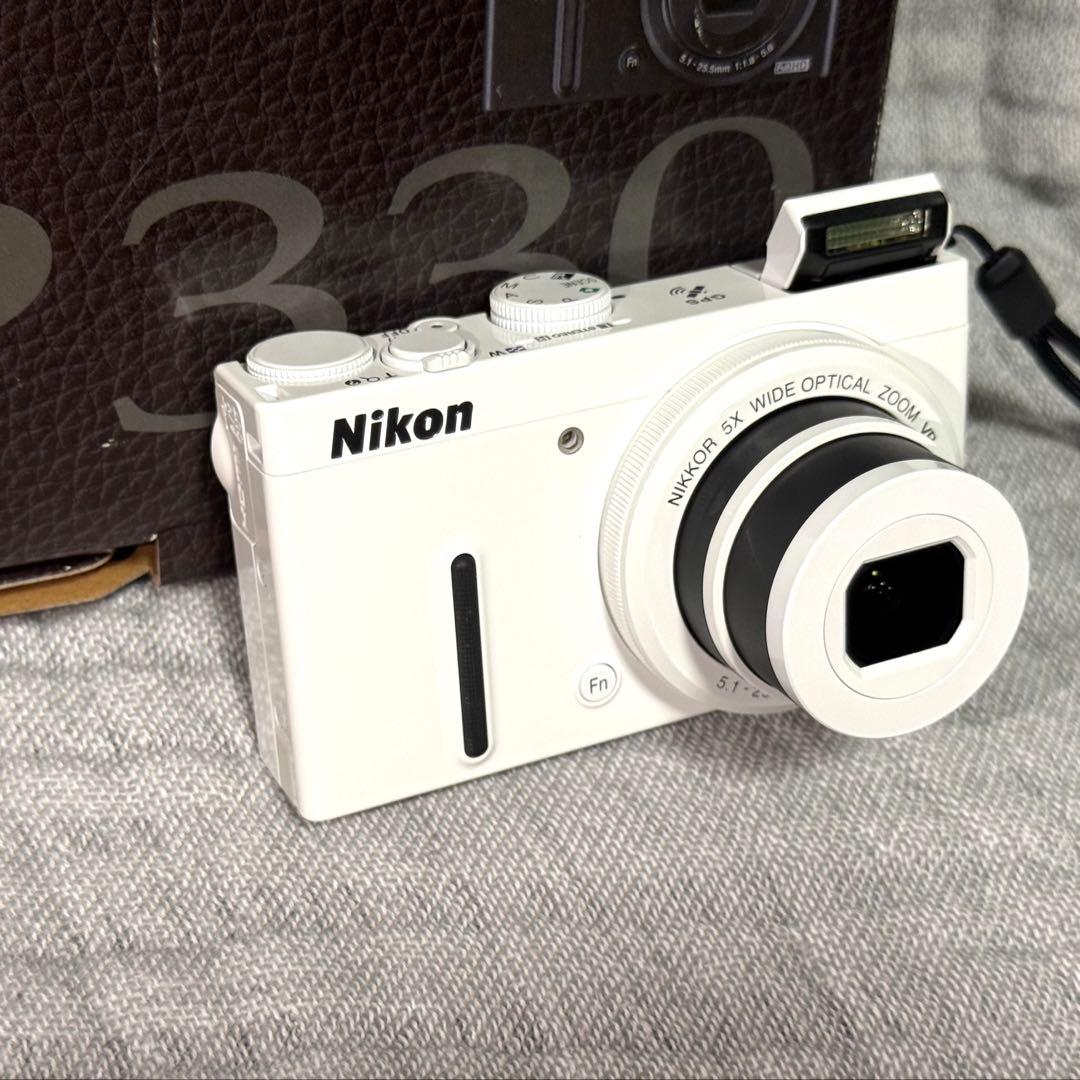 【美品】Nikon ニコン COOLPIX P330 WH ホワイト デジカメ
