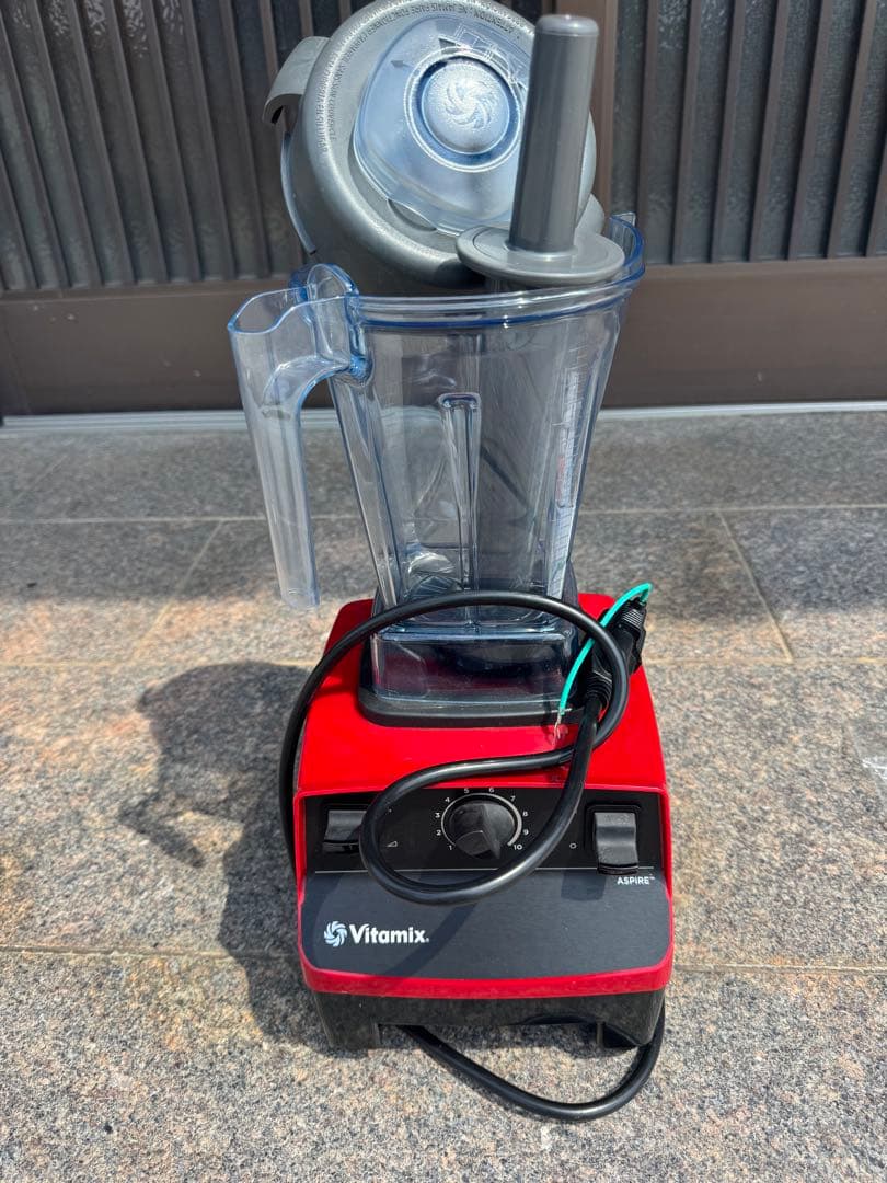 ヨシ　 Vitamix バイタミックス ミキサー VM0111