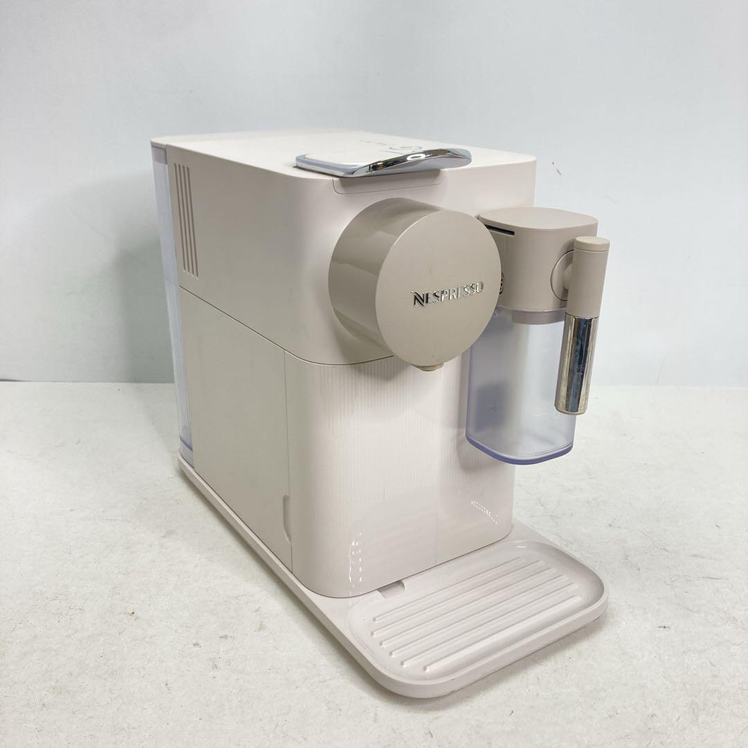 ネスプレッソ コーヒーメーカー ラティシマ　F111 ベージュ